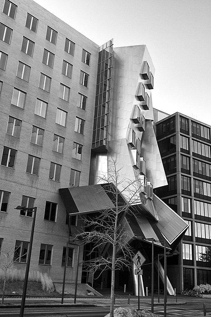 IMG_8660 Stata Center, MIT, Cambridge, MA Syed HJ Flickr