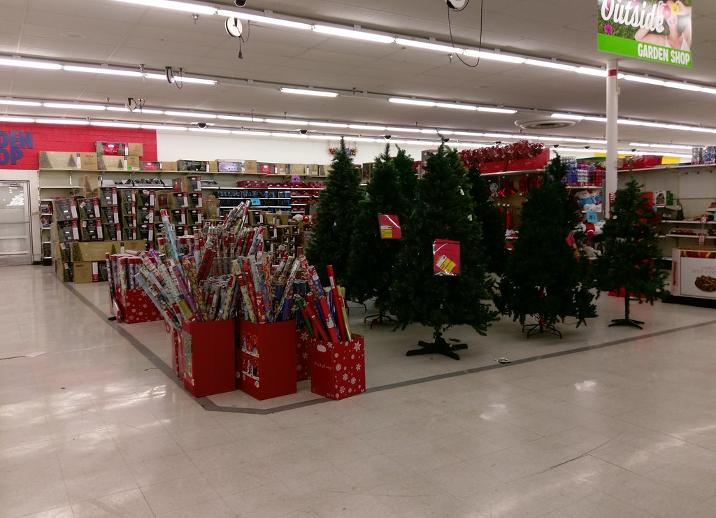 Jonesboro Kmart, seasonal area overview Sadly, all my sche… Flickr