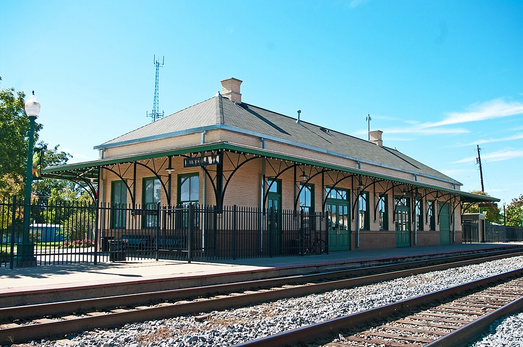 Mineola, TX train station Built by Texas & Pacific in 1906… Flickr