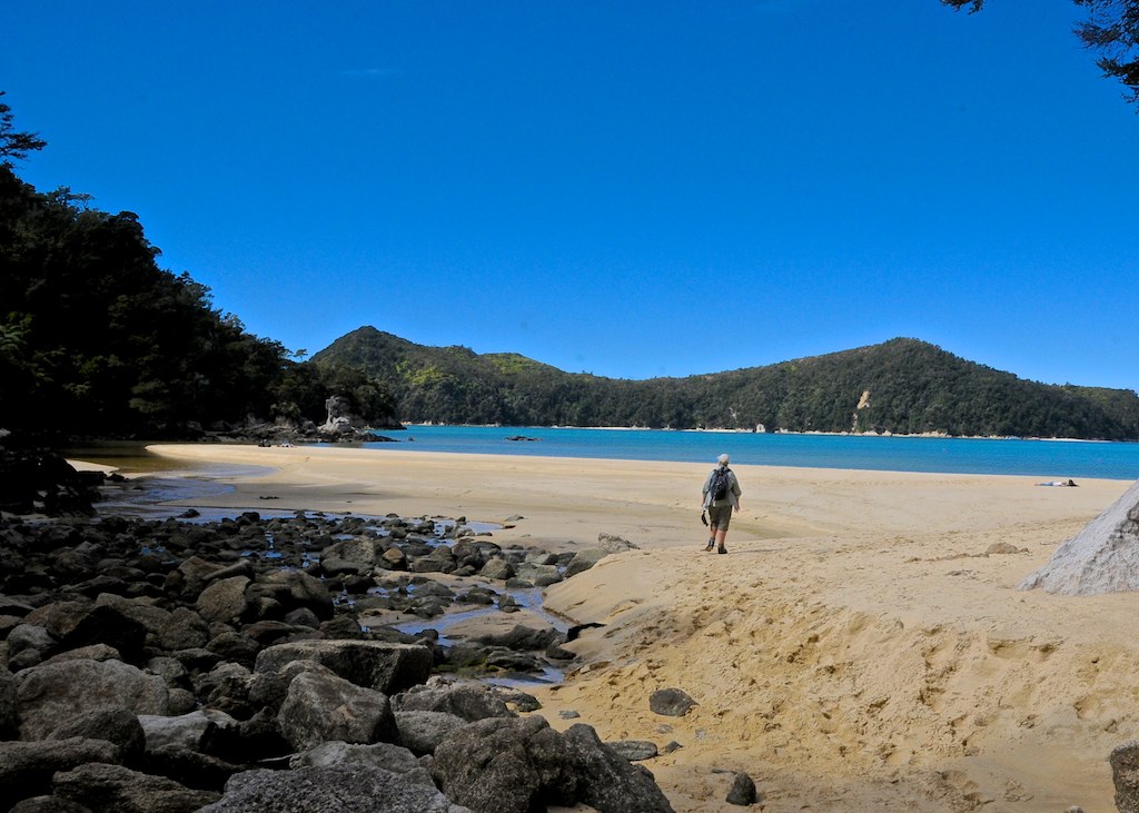 DSC_8248 Apple Tree Bay? Brian Ralphs Flickr