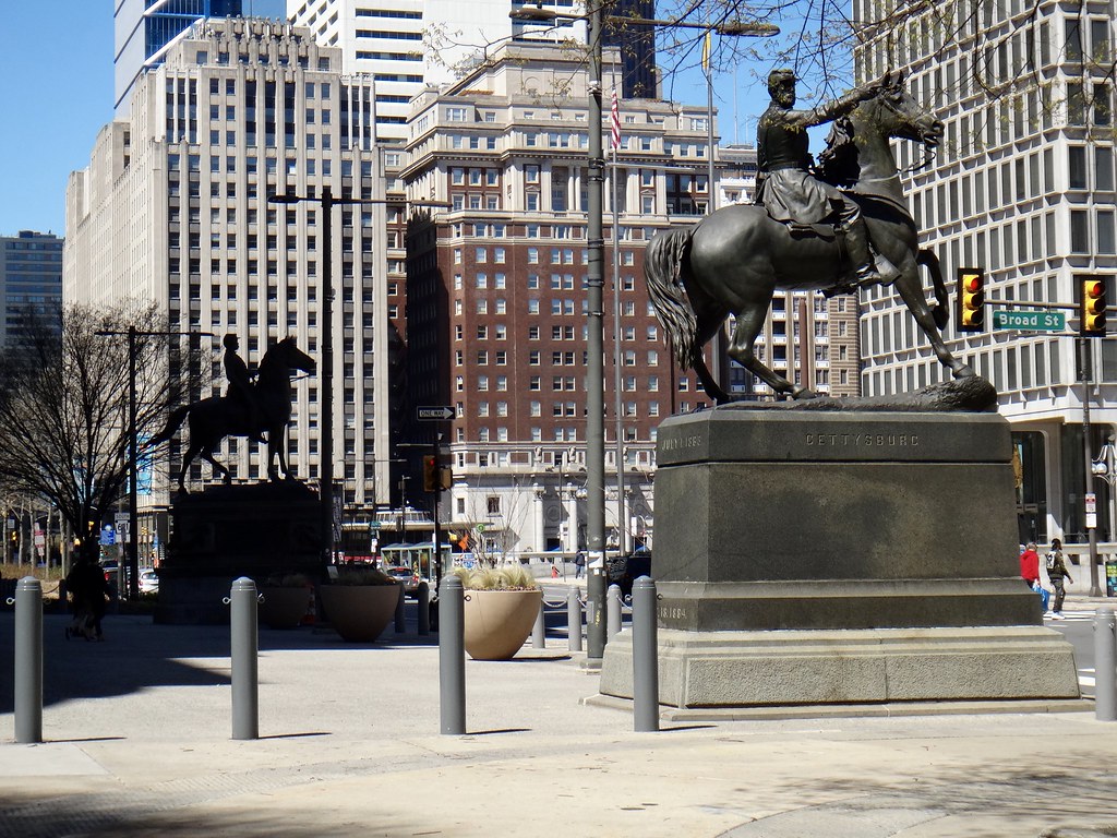 Statues outside City Hall Philadelphia, PA quiggyt4 Flickr