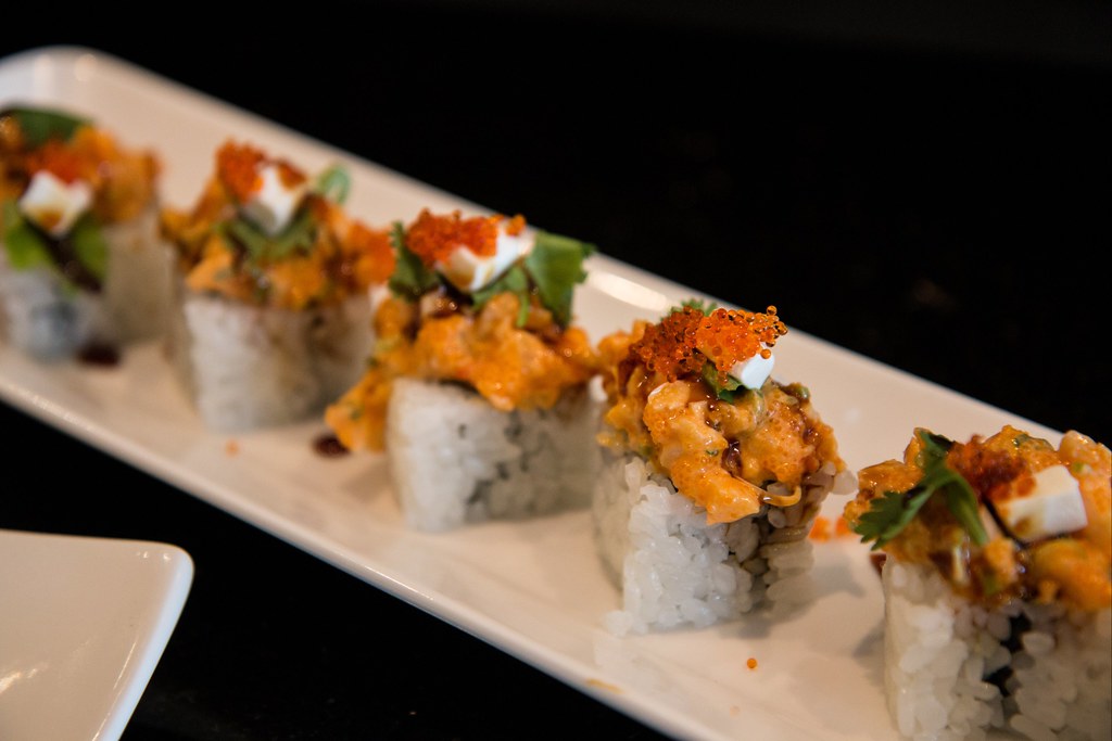 Ebi ebi Roll Inside tempura shrimp and avocado, Outsides… Flickr