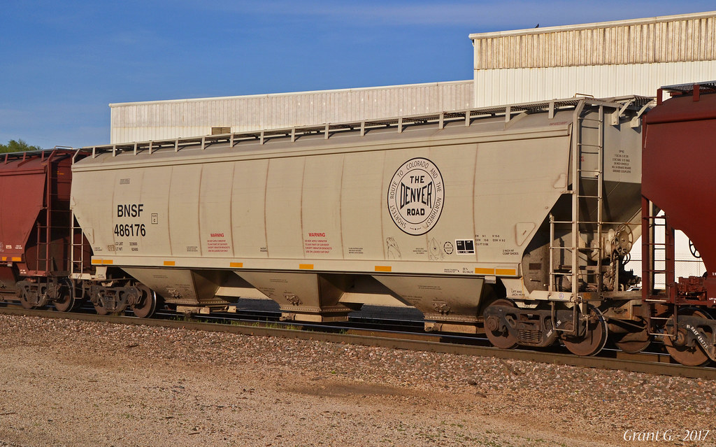 BNSF Covered Hopper Car No. 486176 in Kansas City, MO Flickr