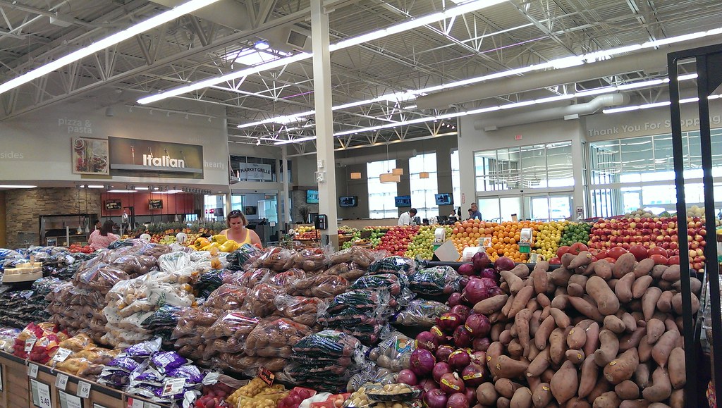 HyVee Waukee, Iowa Produce Nathan Bush Flickr