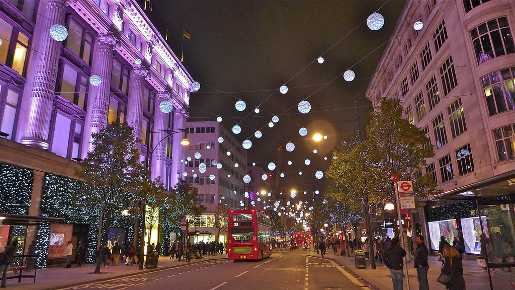 Oxford Street, Christmas lights, London, 2013 sbally. Flickr