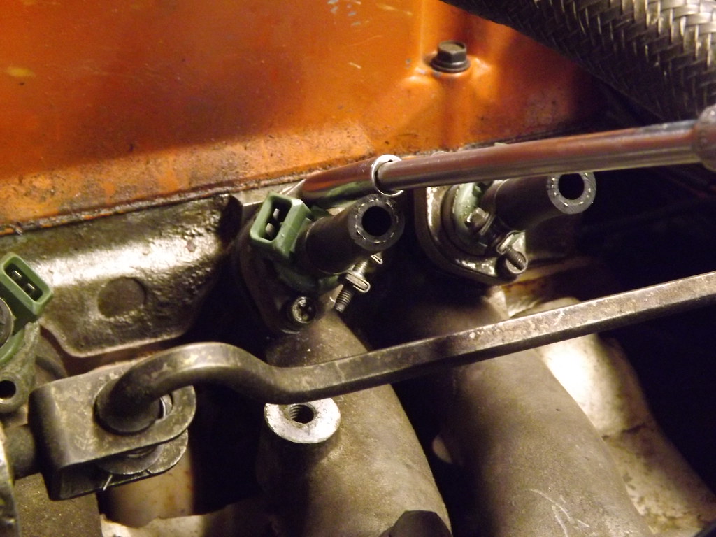 Installing Datsun 280z fuel injector The injectors were se… Flickr