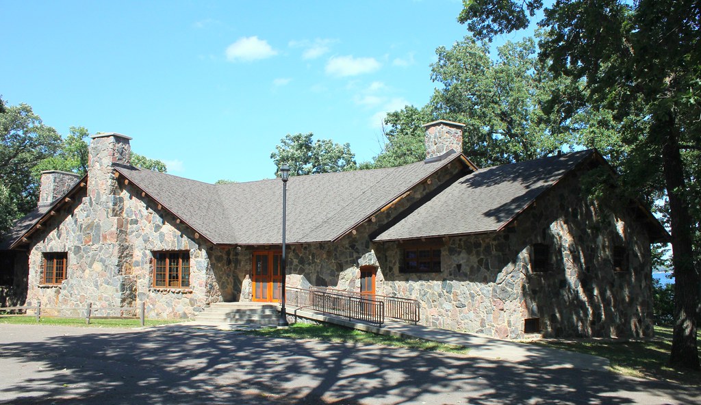 Gull Point Lodge Wahpeton, IA Located on the shore of We… Flickr