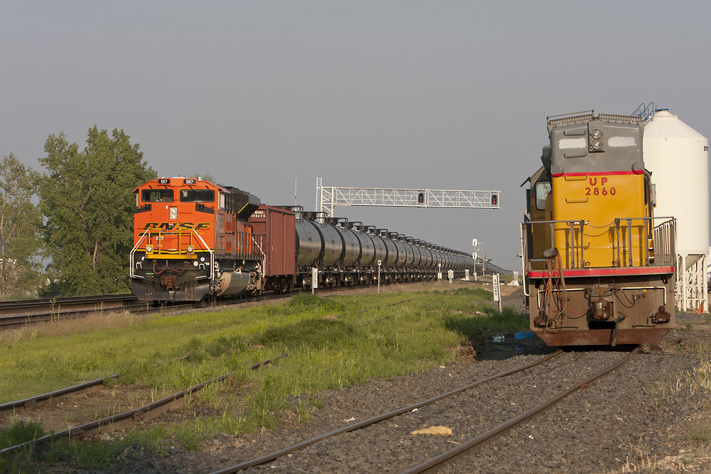 BNSF 9117 July 9 2013 Berthold ND Trevor Sokolan Flickr