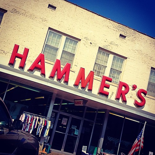 Hammer's Scottsboro AL sign signage signporn signgee… Flickr