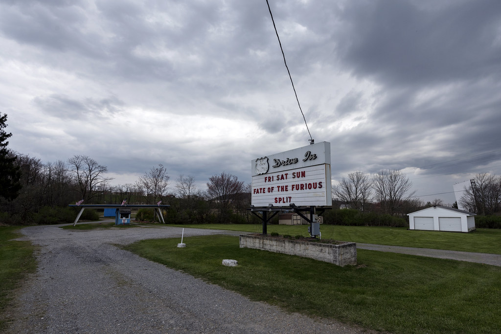 HiWay DriveIn, Carrolltown, PA Dean Jeffrey Flickr