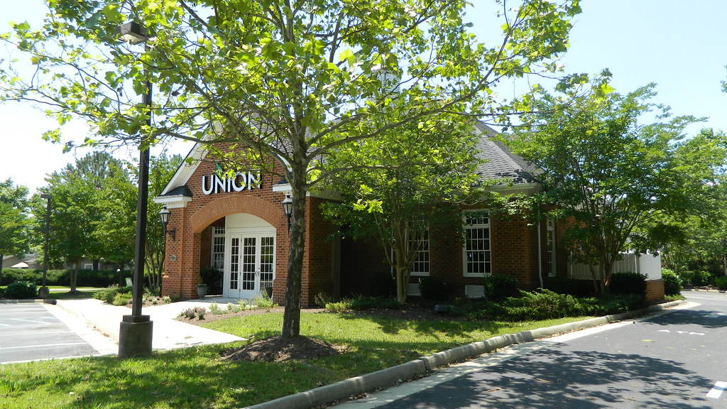 Union First Market Bank Union First Market Bank (2,521 squ… Flickr