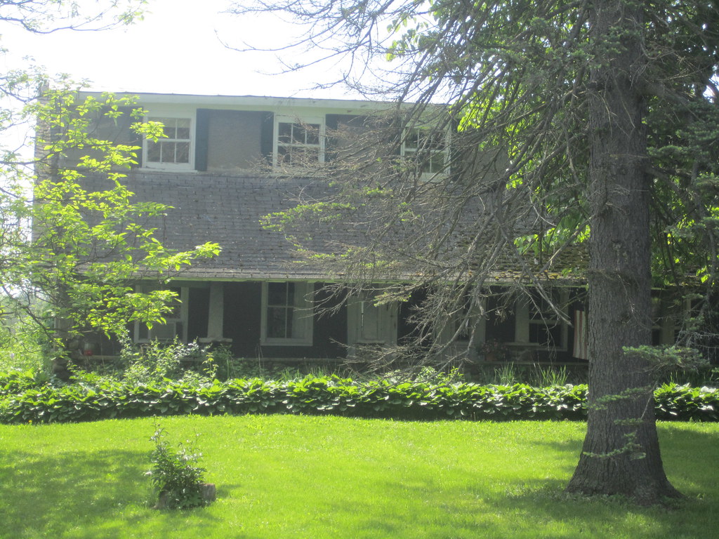 Bettys Tavern, Burnt Hills NY Not "Betty's". Built before … Flickr