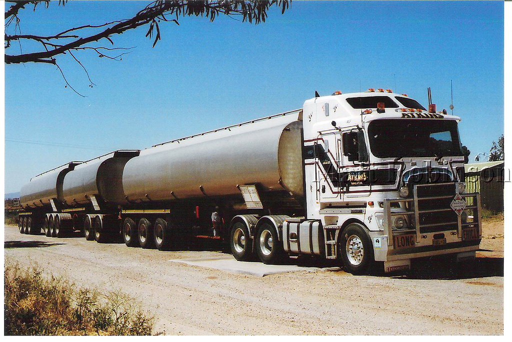Atkins K200 Atkins Kenworth K200 on an AB Triple road trai… Flickr