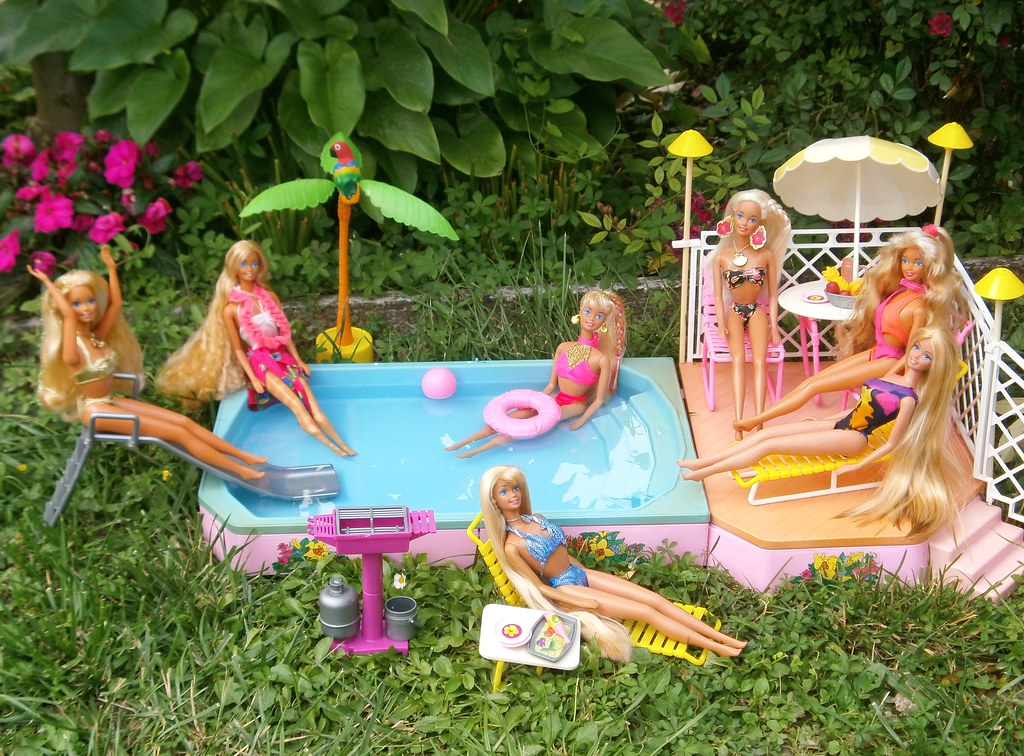 Barbie Tropical Pool and Patio set 1986 a photo on Flickriver