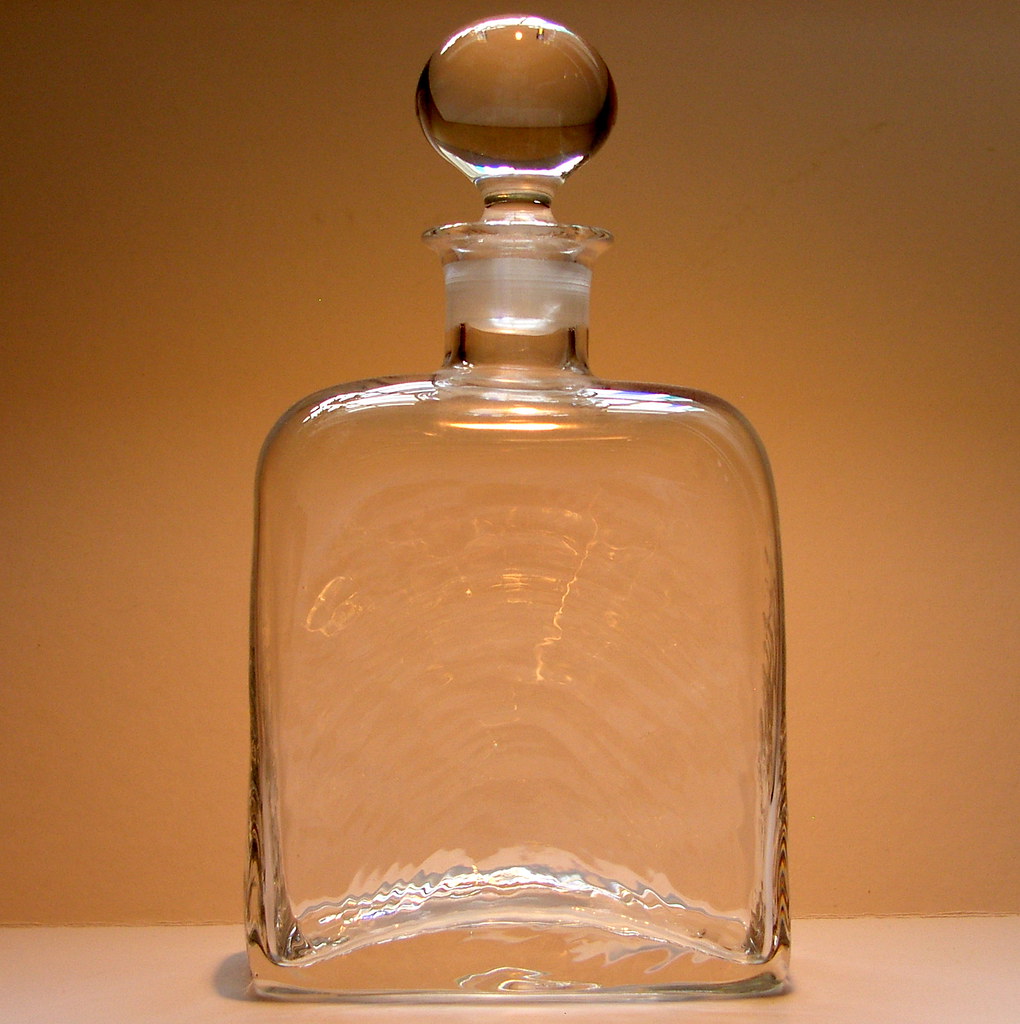 FT167 Glen Dartington Decanter Design by Frank Thrower for… Flickr