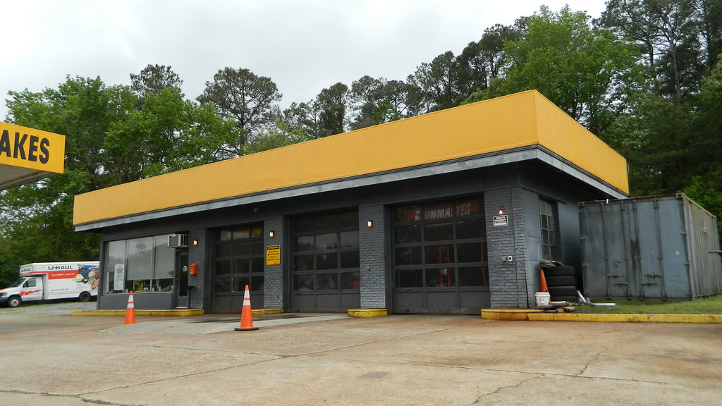 S&B Mufflers & Brakes S&B Mufflers & Brakes (1,647 square … Flickr