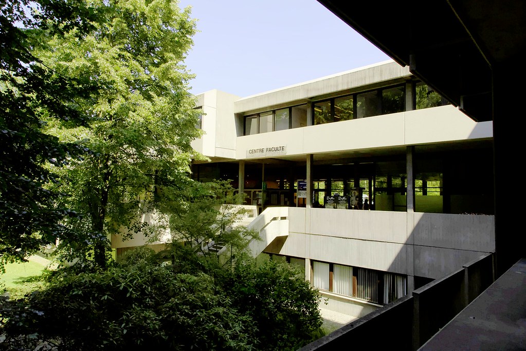 Belgique Bruxelles WoluweSaintLambert UCL (Alma … Flickr