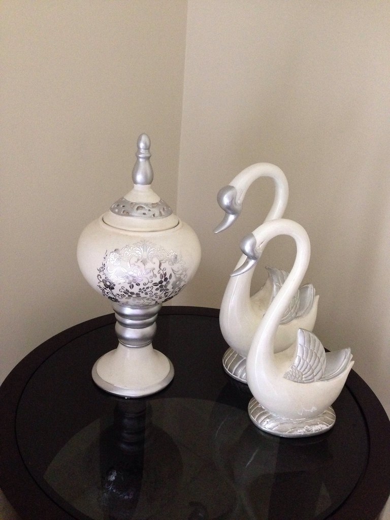 Home accessories for sale. By Vinoti living rp 1.M good c… Flickr