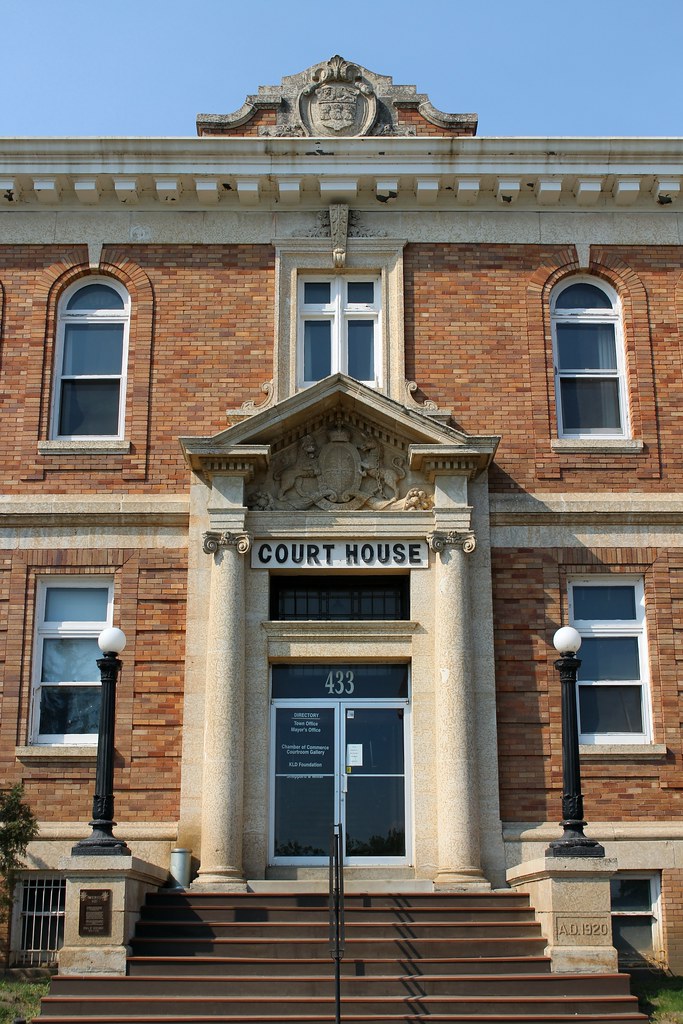 Kerrobert Court House (Kerrobert, Saskatchewan) Historic 1… Flickr