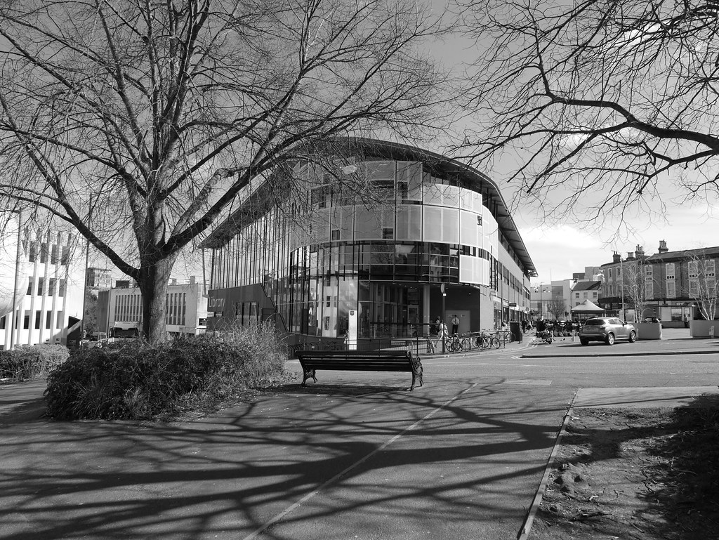 Bournemouth Library The Triangle Bournemouth 21.03.2017 Dawn