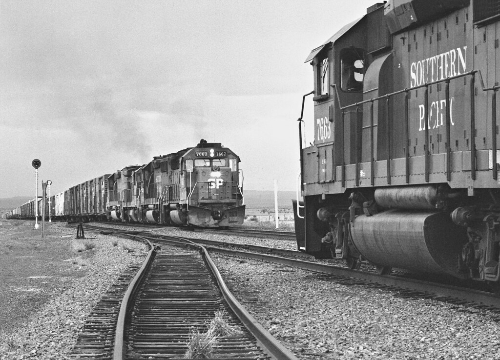 SP, Tularosa, New Mexico, 1987 Southbound Southern Pacific… Flickr
