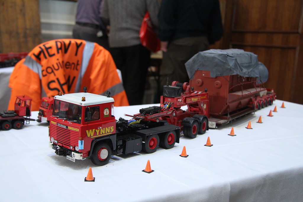 HEMS 2012 Mike Roach (7) The Heavy Equipment Model Show 20… Flickr
