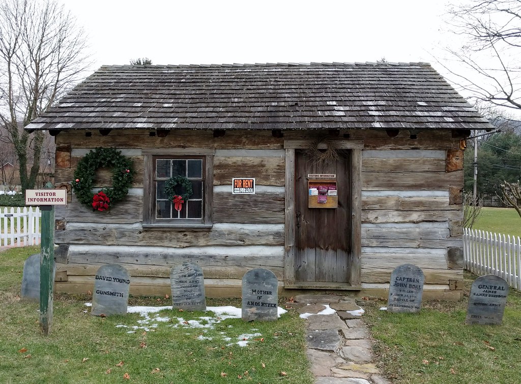 Boalsburg, PA Log Cabin I photographed this log cabin in d… Flickr