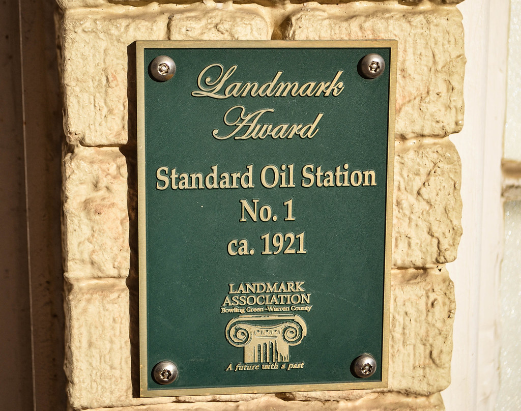 Landmark Award Bowling Green, KY, 3417 Garrison27 Flickr