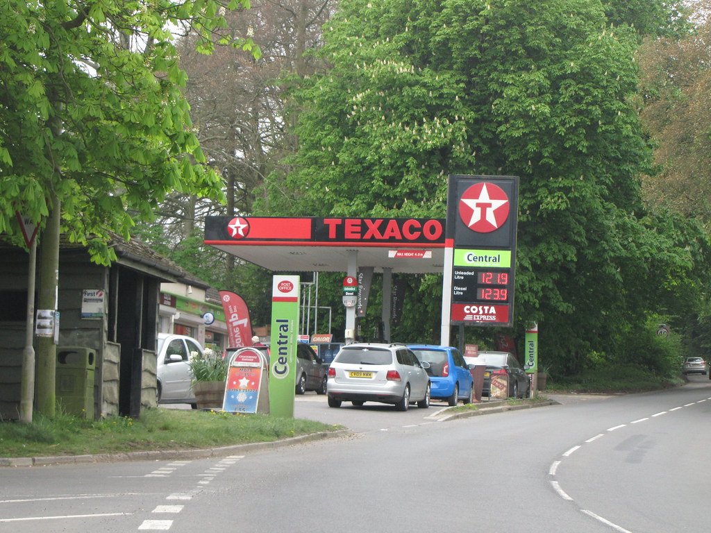 Texaco Crackmore Garage, Milborne Port, Dorset Texaco fo… Flickr