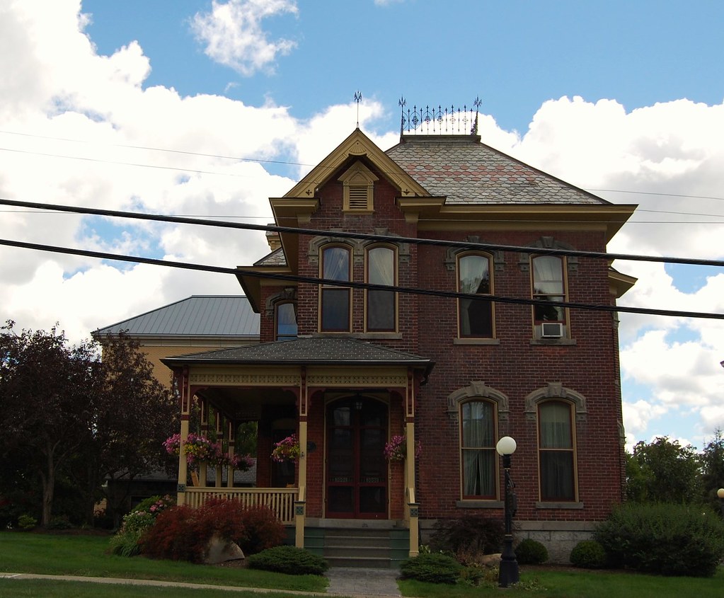 Gorham Street Canandaigua, NY Front view of this 1884 Qu… Flickr