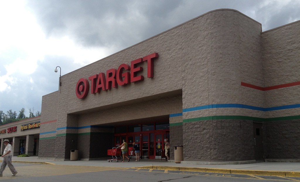 Target Clinton Hwy Knoxville, TN Mike Kalasnik Flickr