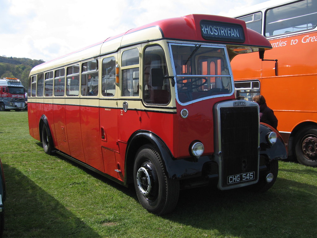 Express Motors CHG545 06052012 Burnley Colne and Nelson Jo… Flickr