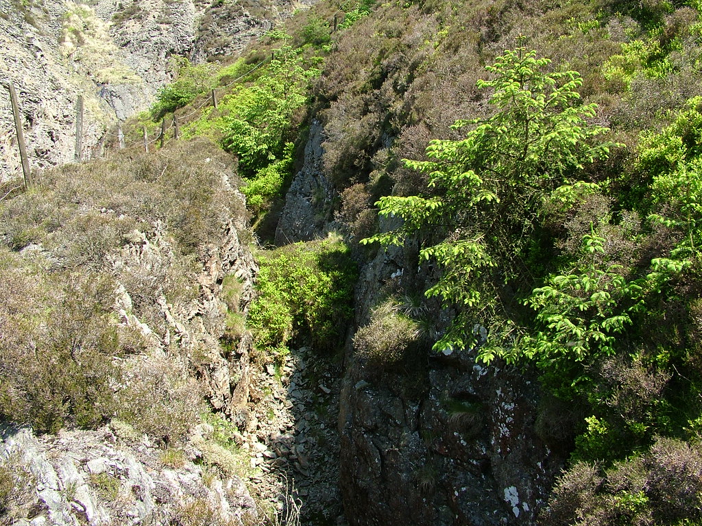 Nant Y Creiau Mine Nant Y Creiau Mine in 2006. Opencut wo… Flickr