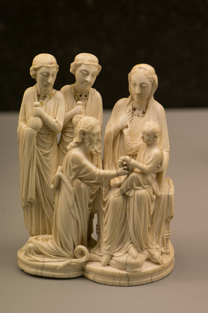 Carved ivory religious figures Castle, 2017… Flickr