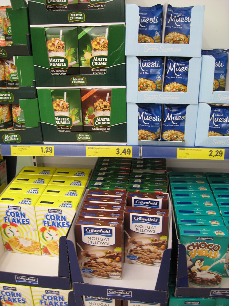 hmmm nougat pillows or master crumble... january Oulussa Cameron