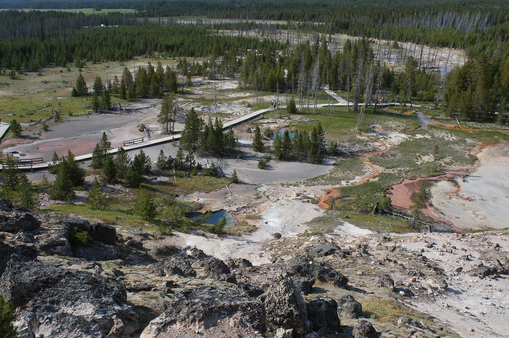 Artist's Paint Pots The Artist's Paint Pots trail (located… Flickr