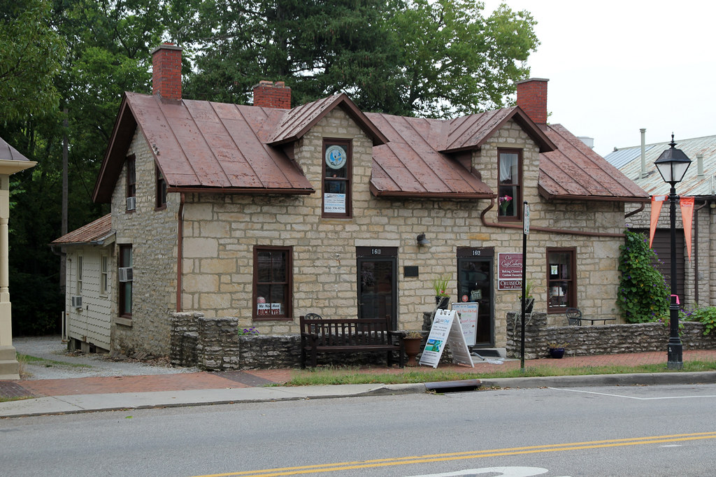 McKitrick House Dublin, OH A peculiar, horizontally prop… Flickr