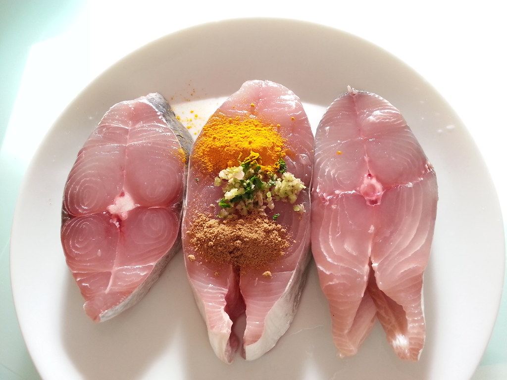 Spanish mackerel cutlets with parsley root, cumin and turmeric a