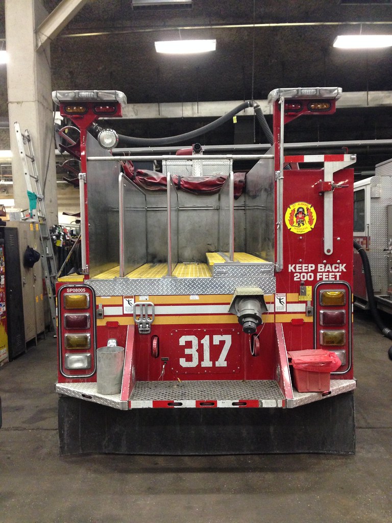 FDNY ENGINE COMPANY 317 | www.facebook.com/groups/nycfirebuf… | Flickr