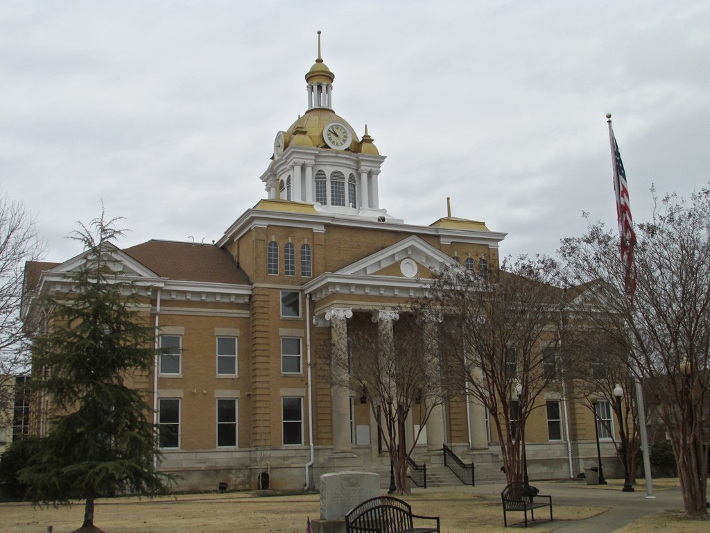 Fayette County Courthouse Fayette, AL Vicky van Santen Flickr