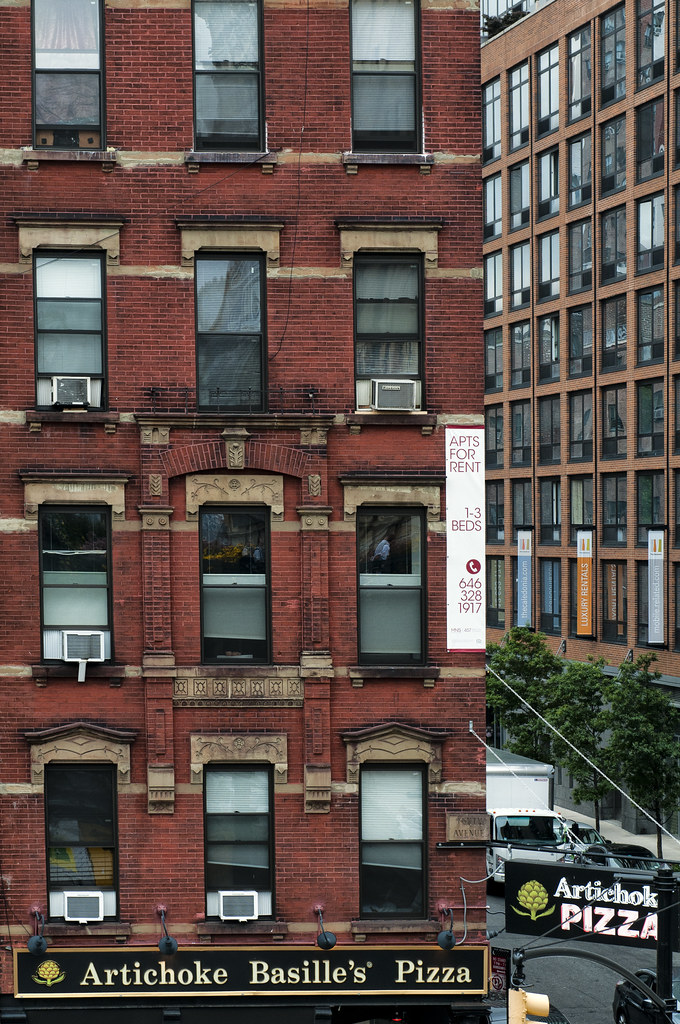 Artichoke Pizza Chelsea, New York, is known for its art ga… Flickr