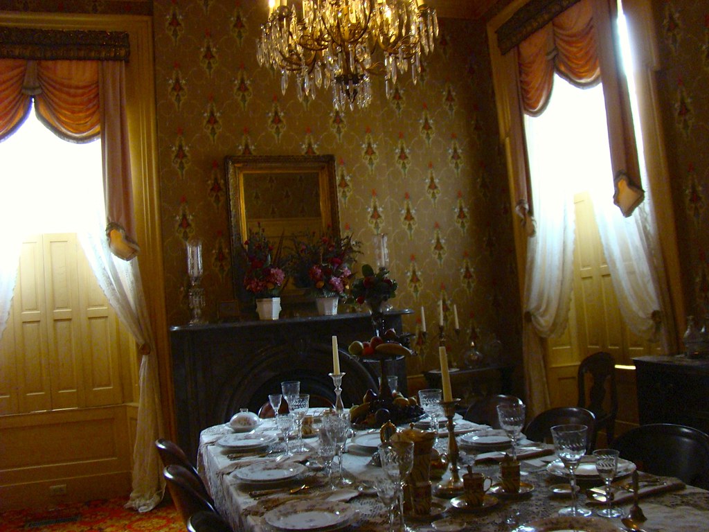 Kelton House Dining room Dr Bob Hall Flickr