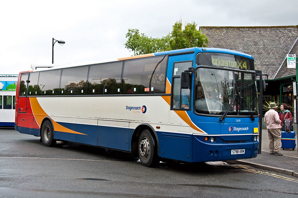 Workington X4 The X4 transCumbria bus service at Keswick … Flickr