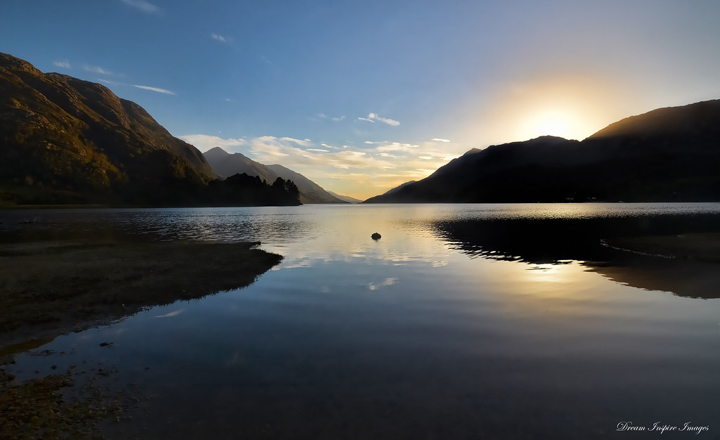 Glenfinnan Glenfinnan Lake,Scotland Becky Wheller Flickr