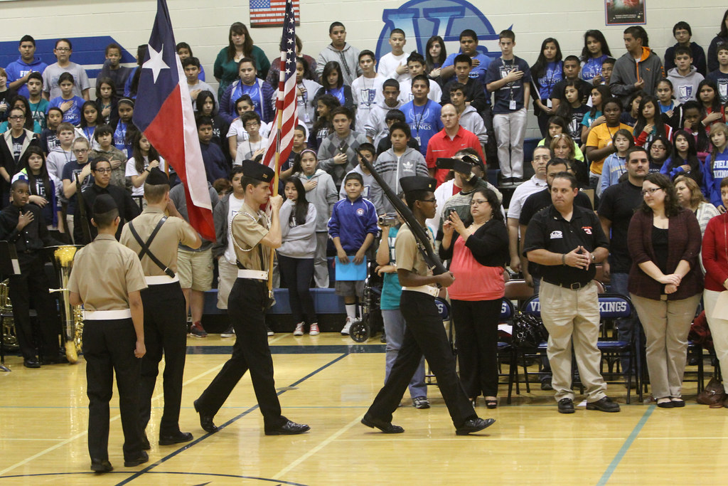 Field Middle School Honors Veterans 2013 On Nov. 8, Vivian… Flickr