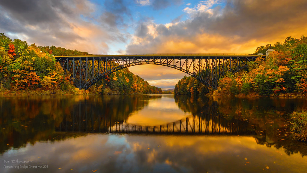 French King Bridge in Fall I miss Fall Foliage in New Engl… Flickr