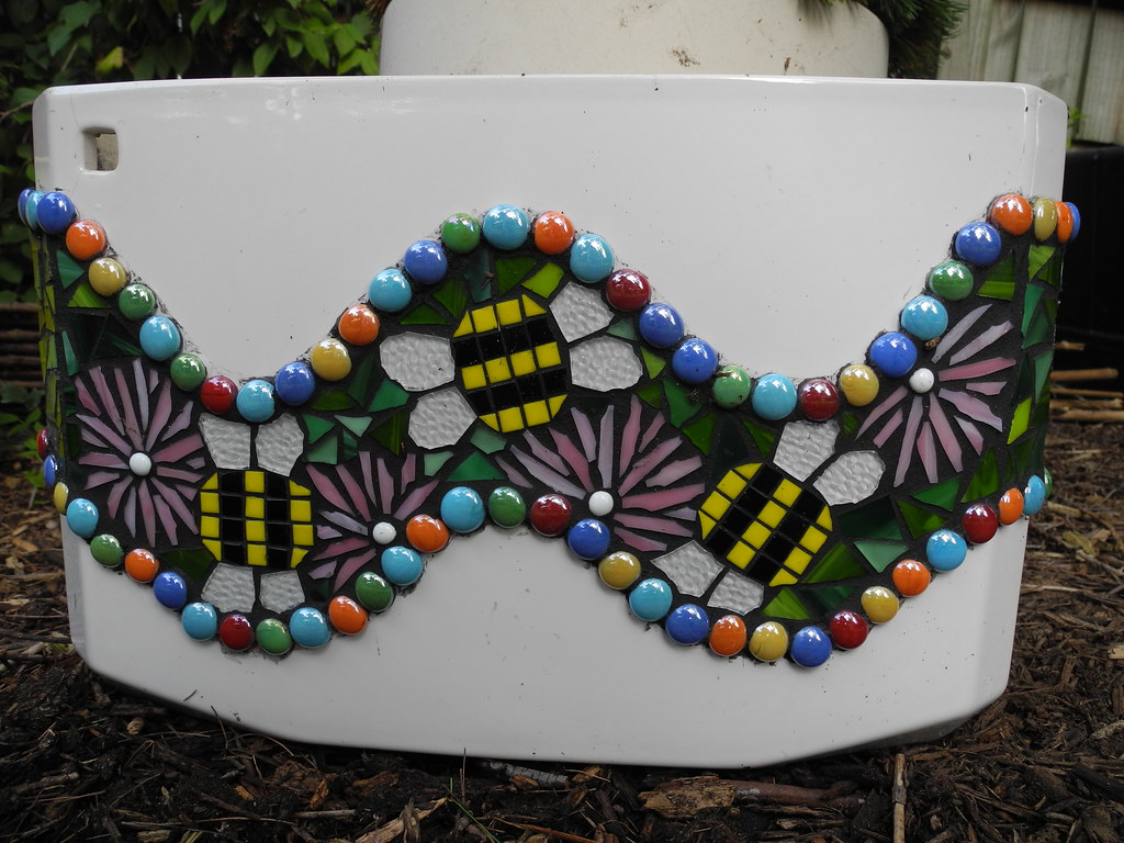 Planter Box from Toilet Tank I picked up this toilet tank … Flickr