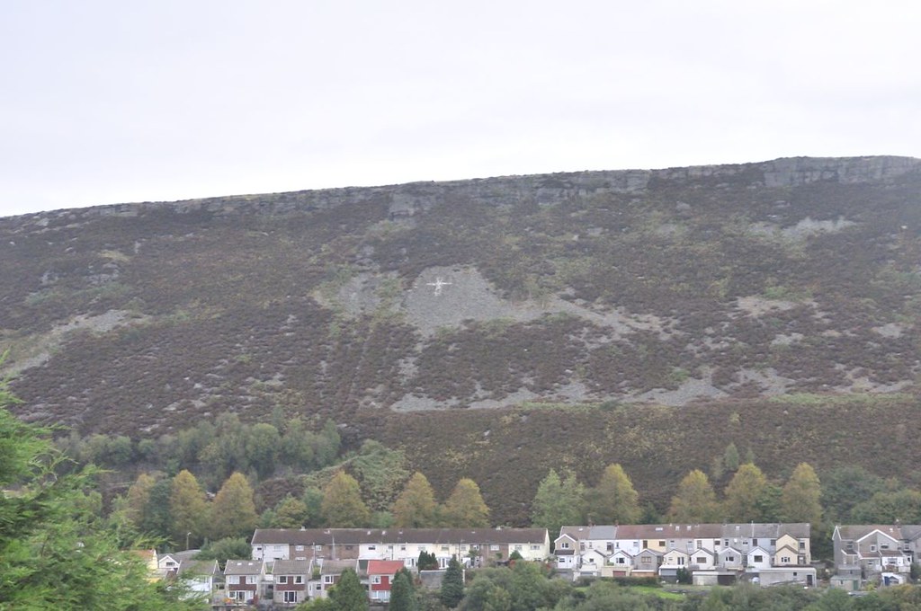 Penygraig Cross Rhondda Cynon Taf Sept 2013 Mark Hows Flickr