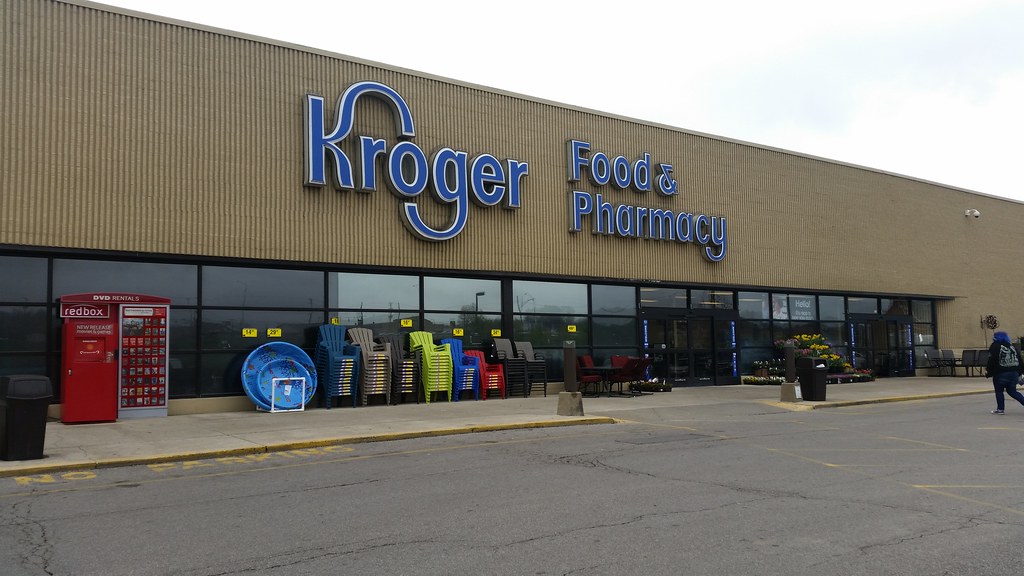 Kroger Sav On Lancaster, Ohio. They tore down a Kmart at t… Flickr