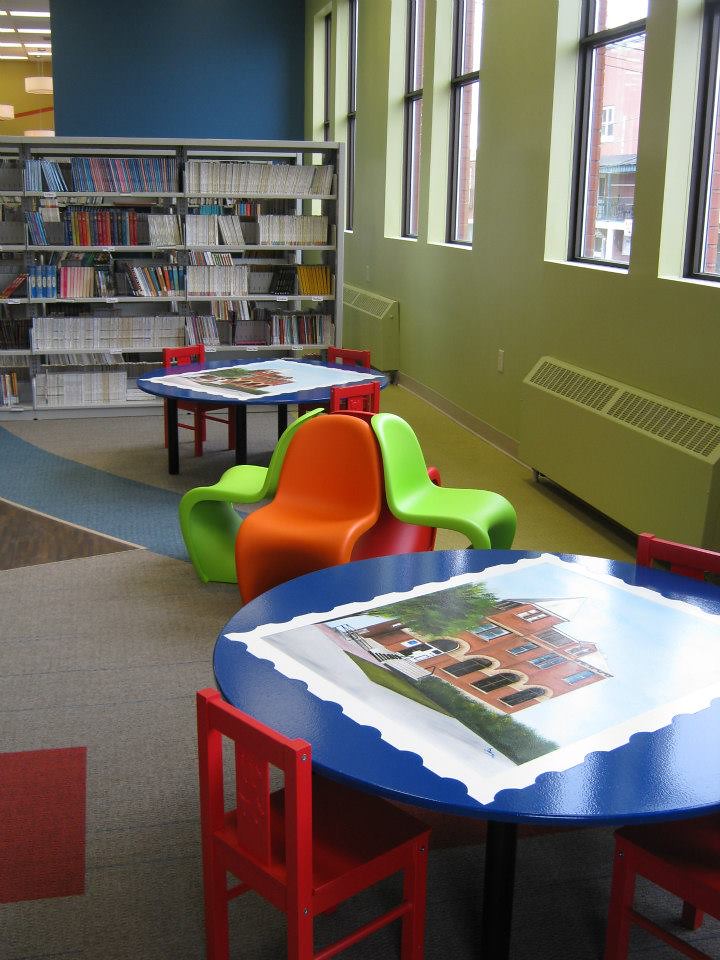 Coin jeunesse Bibliothèque municipale d'Acton Vale, Acto… Flickr